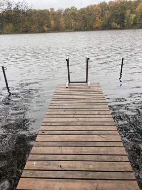 privater Steg - 2 Zimmer Einfamilienhaus in Eggersdorf