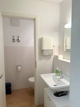 WC - Büro mit 125,70 m&sup2; in Hornberg zum Kaufen