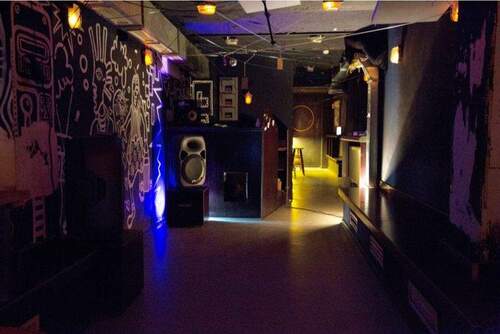Basement DJ - 