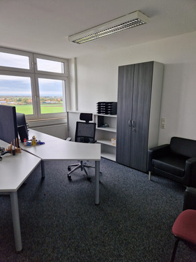 image004.png - Gepflegtes Büro mit Erweiterungsmöglichkeit in guter Lage