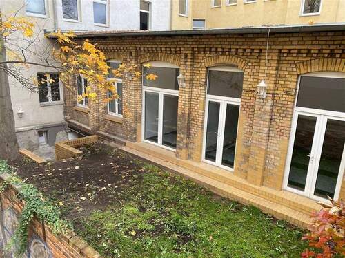 eigener garten/Terrasse - nördliche Innenstadt* Halle* 6- Raum Wohnung mit TerrasseGarten mitten in der Stadt* 2 Bäder*