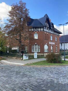 Gebäude - 1 Zimmer Mehrfamilienhaus, Wohnhaus zum Kaufen in Naumburg