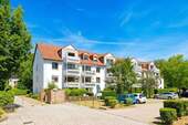 00_Hausansicht - Erding - Gemütliche 3-Zimmer-Erdgeschosswohnung mit Garten & Tiefgaragenstellplatz!