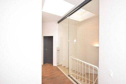 Blick ins Treppenhaus Bild 2 - 