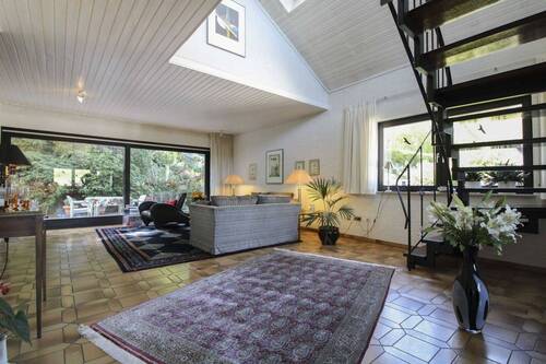 Wohnbereich 1 - 8 Zimmer Einfamilienhaus in Weilrod