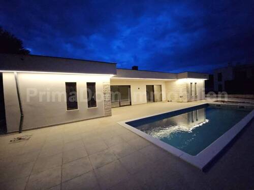 Bungalow mit Pool -Bezugsfertig - Bungalow mit 125,00 m&sup2; in Labin zum Kaufen