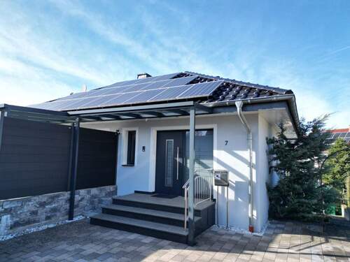 Objekt - Zweifamilienhaus im Bungalowstil mit Garten in Haaren - großzügig, vielseitig & energieeffizient'