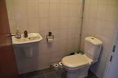WC - 