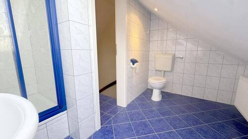 Badezimmer (Spitzboden) - 