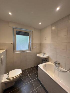 Badezimmer - Etagenwohnung mit 83,30 m&sup2; in Waltrop zur Miete