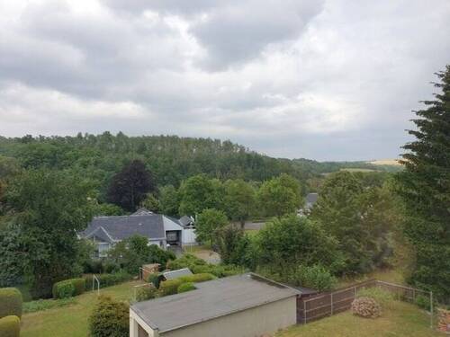 Aussicht aus der Küche - Etagenwohnung mit 60,00 m² in Zwickau zur Miete