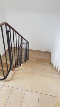 ..helles Treppenhaus! - 