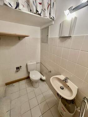 WC Gast/ Waschmaschine - 