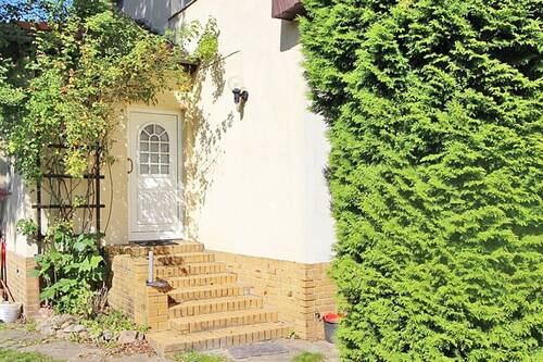 Hauseingang - 5 Zimmer Einfamilienhaus in Schönefeld