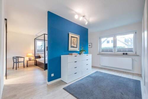 Raum mit Ankleidebereich - 