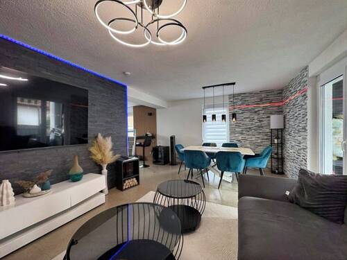 Wohn- und Esszimmer - 4 Zimmer Etagenwohnung zum Kaufen in Bisingen