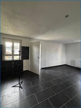 Küchenbereich und Eßzimmer - 