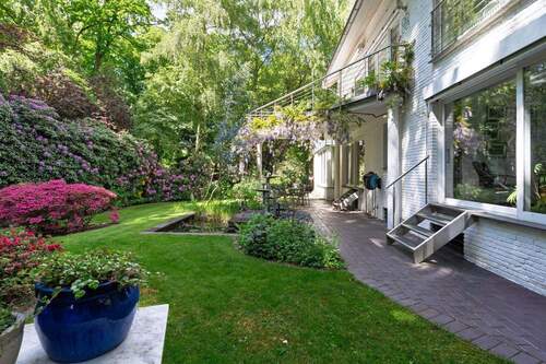 Gartenansicht - 1 Zimmer Mehrfamilienhaus, Wohnhaus zum Kaufen in Gütersloh