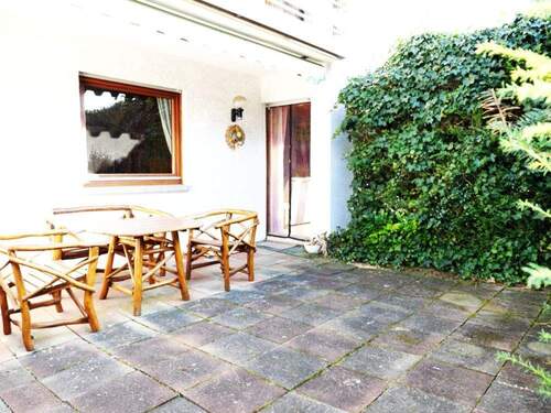 Terrasse - Einfamilienhaus mit 133,00 m&sup2; in Wetzlar zum Kaufen