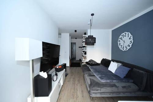 Blick ins Wohnzimmer - 