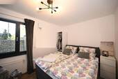 Geräumiges Schlafzimmer - 