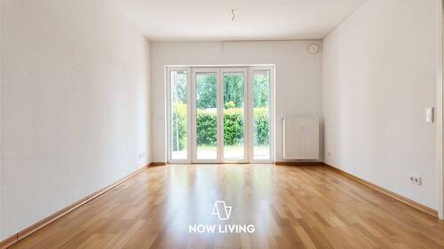Wohnzimmer - 2 Zimmer Etagenwohnung zum Kaufen in Sarstedt