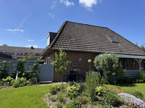 Außenansicht - 5 Zimmer Einfamilienhaus in Brunsbüttel