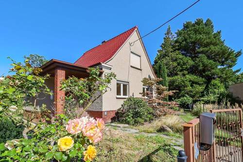 Hausansicht - 4 Zimmer Einfamilienhaus zum Kaufen in Berlin