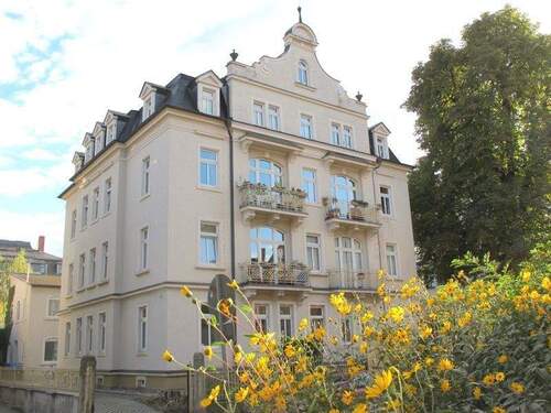 schicke Stadtvilla - Ruhig & komfortabel ... mit guter Verkehrsanbindung!