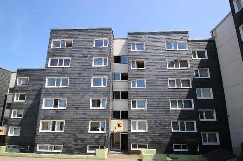 Bild 1 - Kernsanierte seniorengerechte 4-Zimmer-Wohnung 95 m² tolle Ausstattung neues Bad neue Fenster Loggia