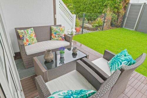 Terrasse mit Garten - 4 Zimmer Reihenmittelhaus in Nürtingen