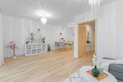 Essbereich mit Küche - Reihenmittelhaus mit 111,00 m&sup2; in Nürtingen zum Kaufen