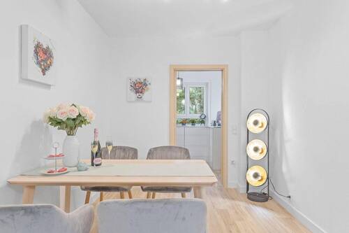 Essbereich mit Küche - 