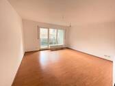 Wohnzimmer - 2 Zimmer Etagenwohnung zur Miete in Fürth