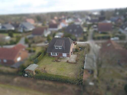 Luftaufnahme - Neuwertiges Einfamilienhaus im beliebten Güster