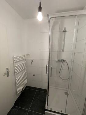 Badezimmer - Etagenwohnung mit 62,00 m&sup2; in Wuppertal zur Miete