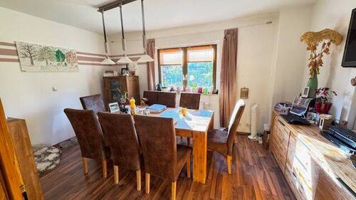 Esszimmer im EG mit Blick zum Garten - 3 Zimmer Reihenmittelhaus in Gera