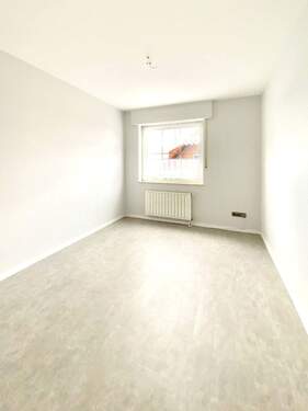 der zweite Wohn/Schlafraum - 