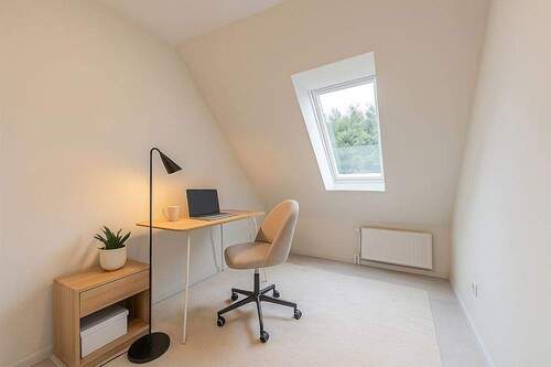 Durchgangszimmer_gestaged - 