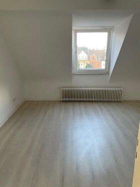 Schlafzimmer - 3 Zimmer Etagenwohnung in Duisburg
