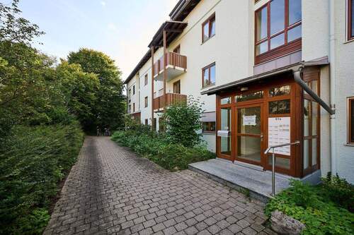 ETW Straubing Außenansicht II - 2 Zimmer Etagenwohnung zur Miete in Straubing