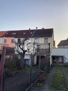 Hinteransicht - 4 Zimmer Reihenendhaus zum Kaufen in Regis-Breitingen