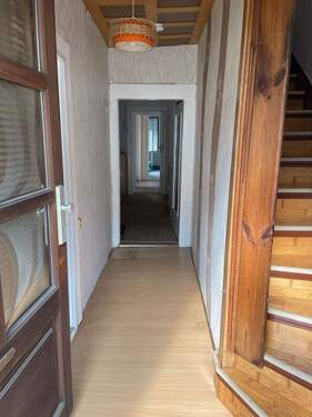 Flur EG - 4 Zimmer Reihenendhaus in Regis-Breitingen