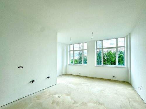 Raum im zweiten OG - 