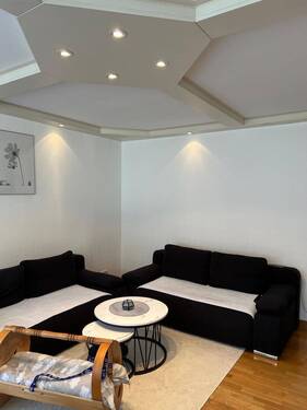 Sitzbereich - 3 Zimmer Etagenwohnung zum Kaufen in Bad Reichenhall