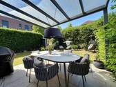 Hintere Terrasse mit Überdachung - 