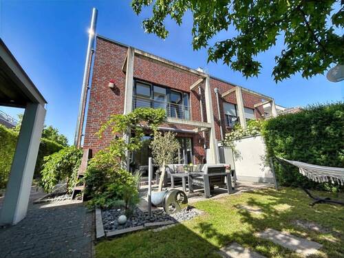 Gartenansicht - 5 Zimmer Doppelhaushälfte zum Kaufen in Hannover