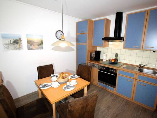 Küche mit Essplatz im Wohnraum - Etagenwohnung mit 51,00 m² in Cuxhaven zum Kaufen