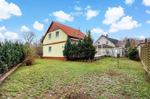 Grundstücksansicht - 4 Zimmer Einfamilienhaus zum Kaufen in Rehfelde