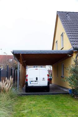 Carport.jpg - 